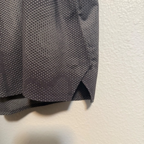 lululemon - Surge Lined Grey Pattern Running Short 6" Inseam - Mens XXL - Picture 11 of 16